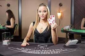mt4web Lucky Neko ka gameplay aur rules